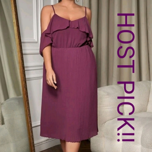 SHEIN Dresses & Skirts - HP 🥳 Cold shoulder pleated dress 🩷💜